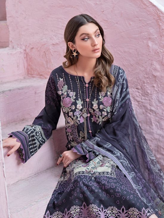 Riwayat- Y105- Lawn 3 Piece suit